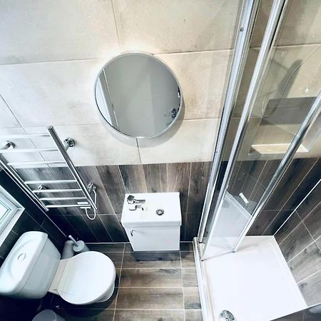 London South Charming Ensuite Look Like Hotel Designer Room Exterior foto