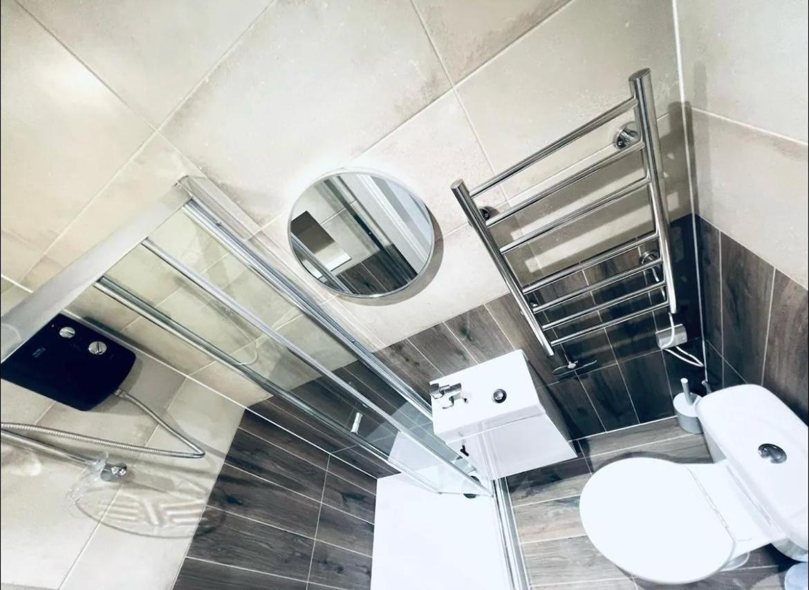 London South Charming Ensuite Look Like Hotel Designer Room Exterior foto